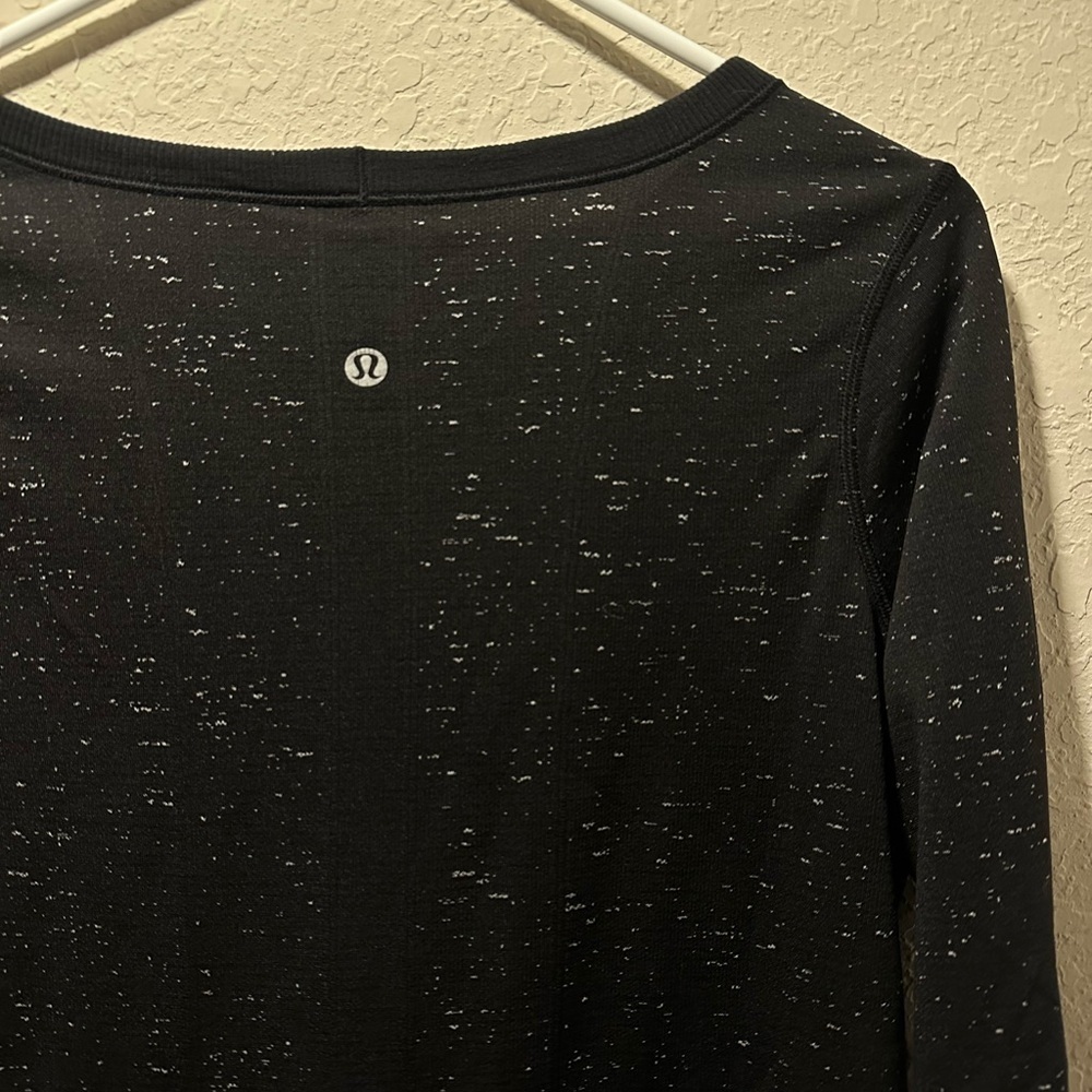 Lululemon Athletica Black Speckled Long Sleeve - Picture 6 of 7